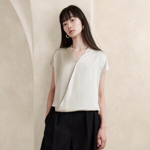 Banana republic blouse